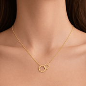 SHIMMERING INTERLINKING CIRCLE NECKLACE best gold plated tarnish and water resistant Irish Jewellery brand Lynott Jewellery