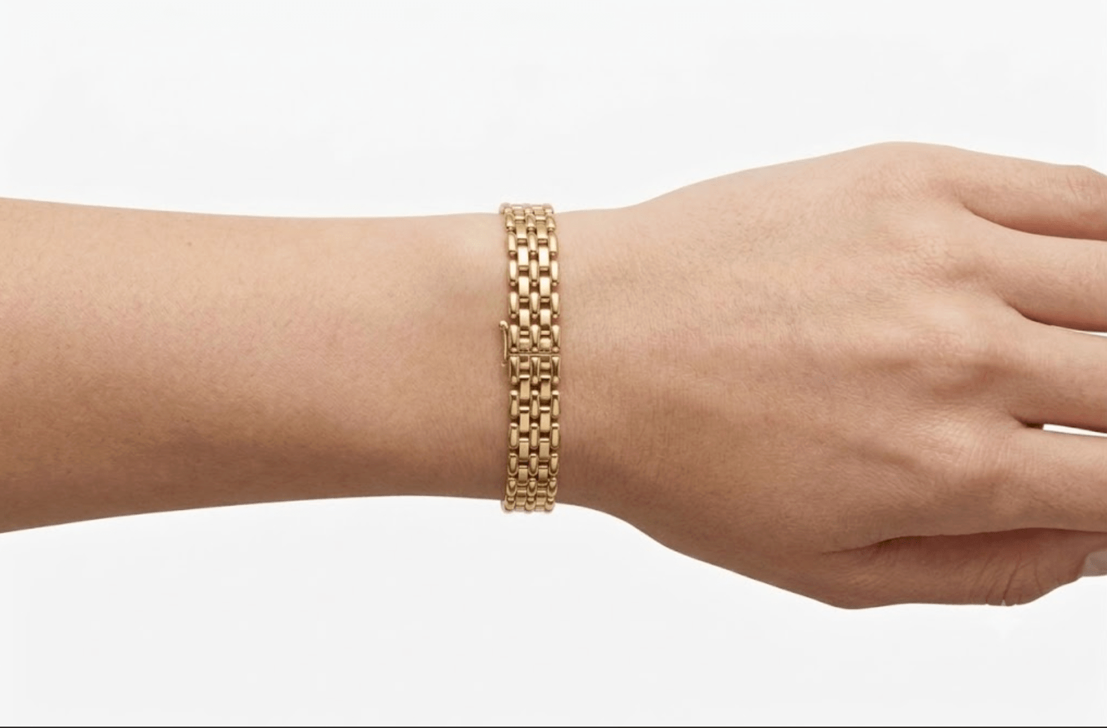 CLEO CHUNKY LINK BRACELET best gold plated tarnish and water resistant piece by Irish Jewellery brand - Lynott Jewellery