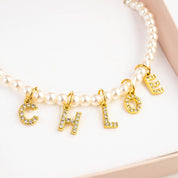 COLLAR CON NOMBRE DE PERLAS